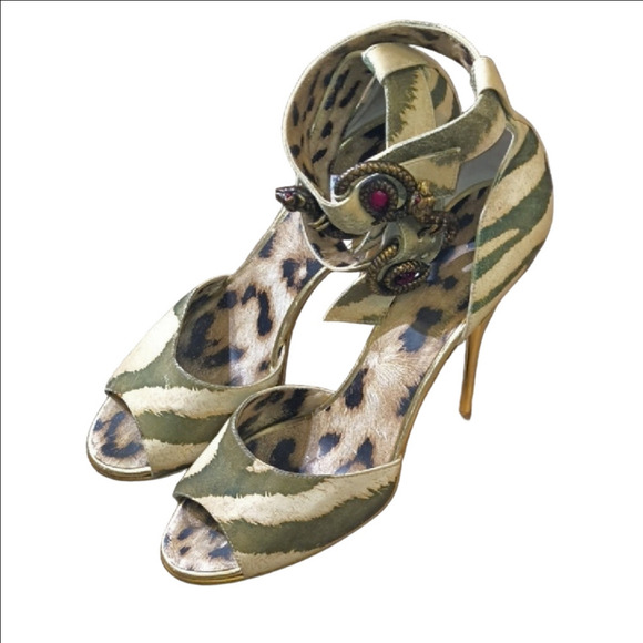 Vero Cuoio Leopard and Olive Heels - Picture 9 of 9